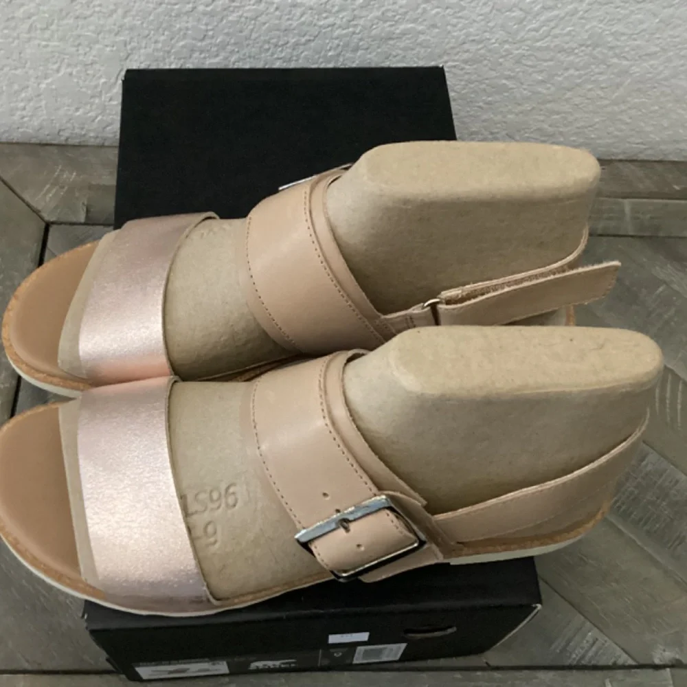 SOREL Ella III Slingback Sandals, size 9